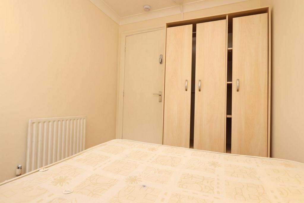 Compact double bedroom near Mudchute Park and Farm - student accommodation in London - img_3