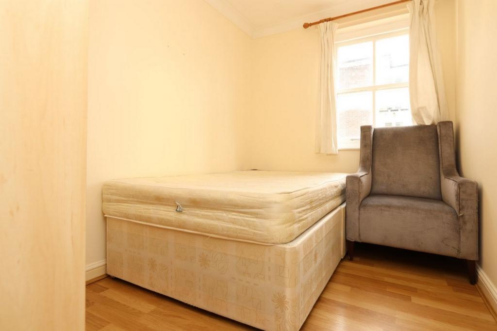 Compact double bedroom near Mudchute Park and Farm - student accommodation in London - img_4