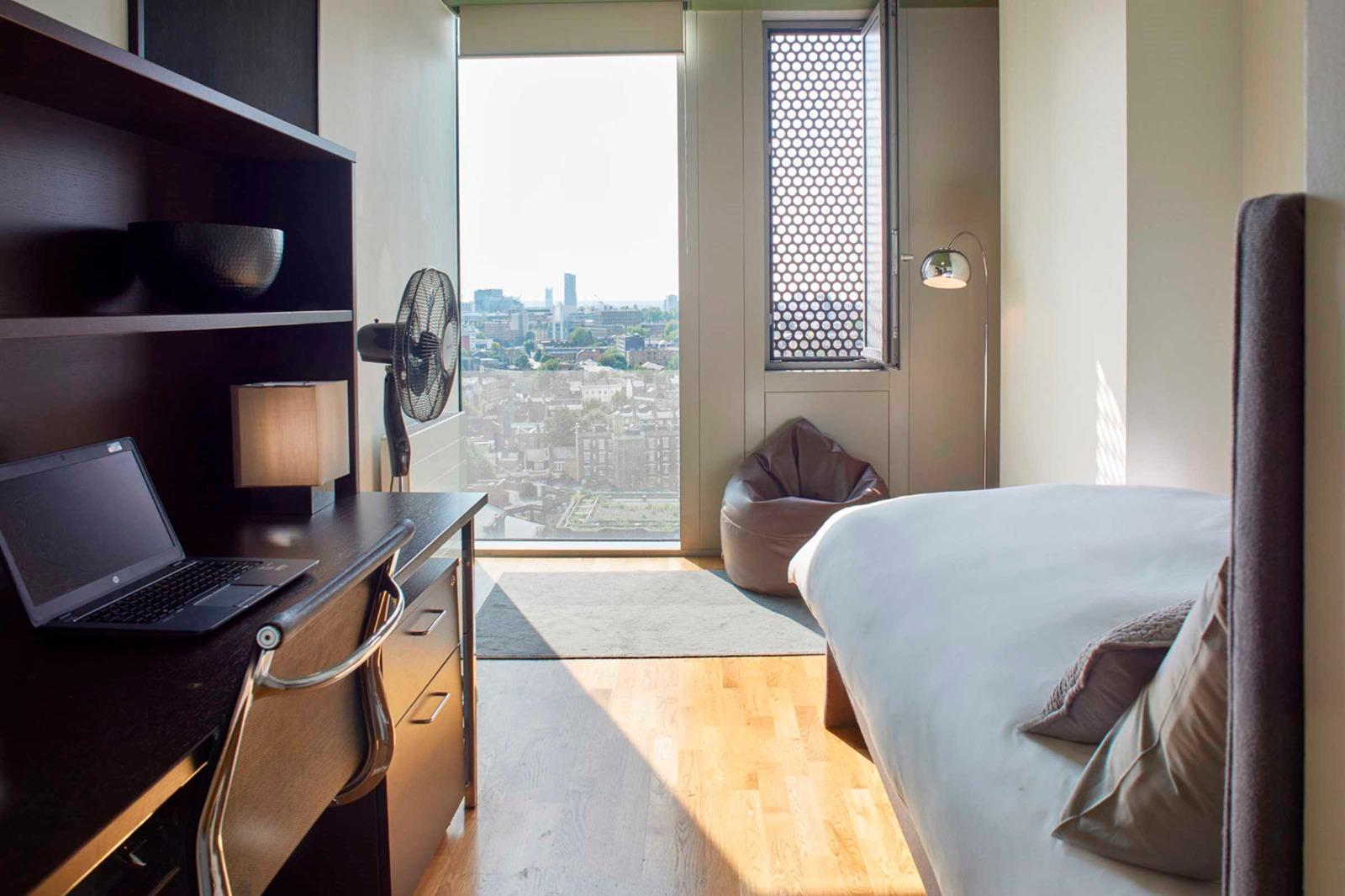 Cool double ensuite bedroom in King’s Cross - student accommodation in London - img_4