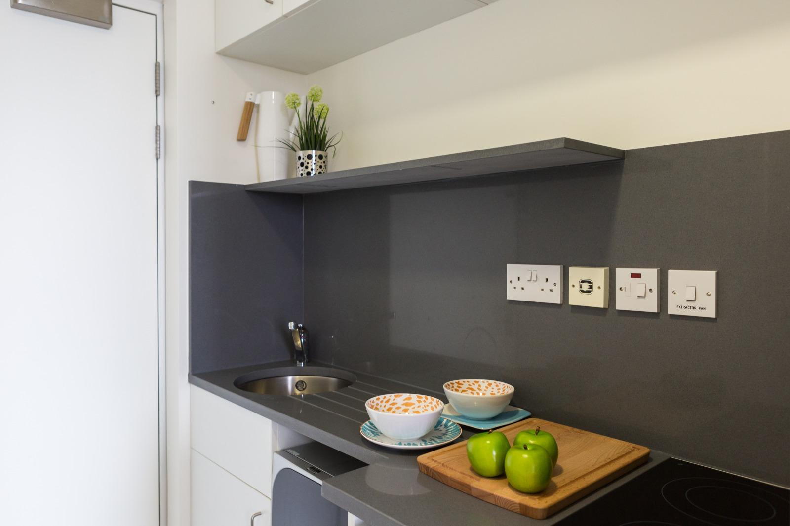 Cool double ensuite bedroom in King’s Cross - student accommodation in London - img_18