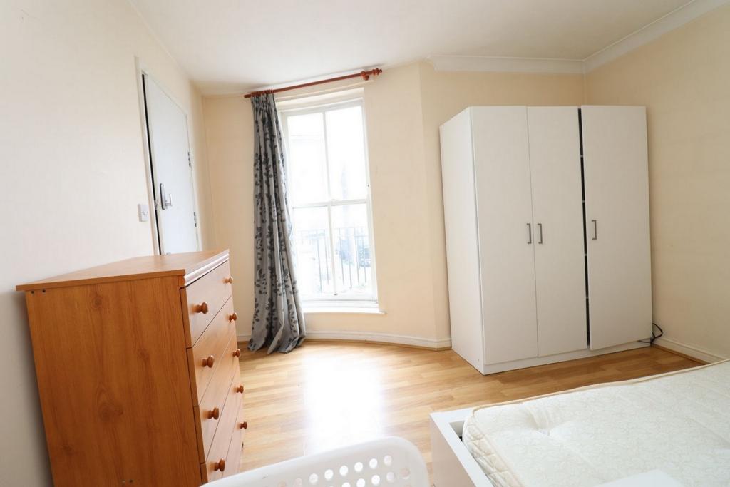 Cosy double ensuite bedroom in the Isle of Dogs - student accommodation in London - img_9