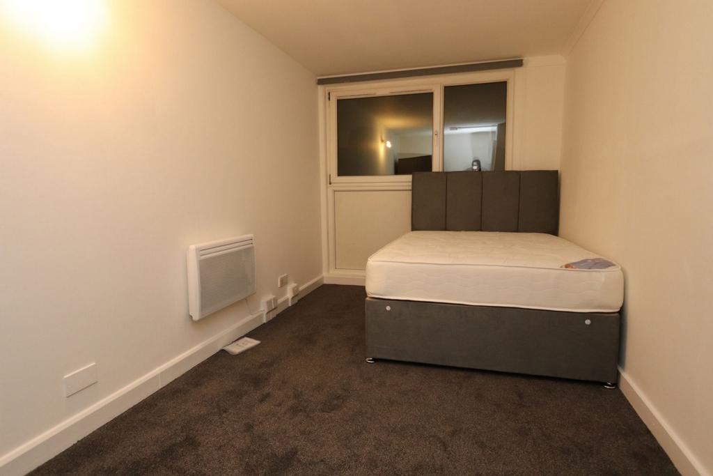 accommodation/uk/cosy-single-bedroom-near-holloway-road-tube-station/bedroom-single-bedroom-room-1-06072023_613883_0.jpg