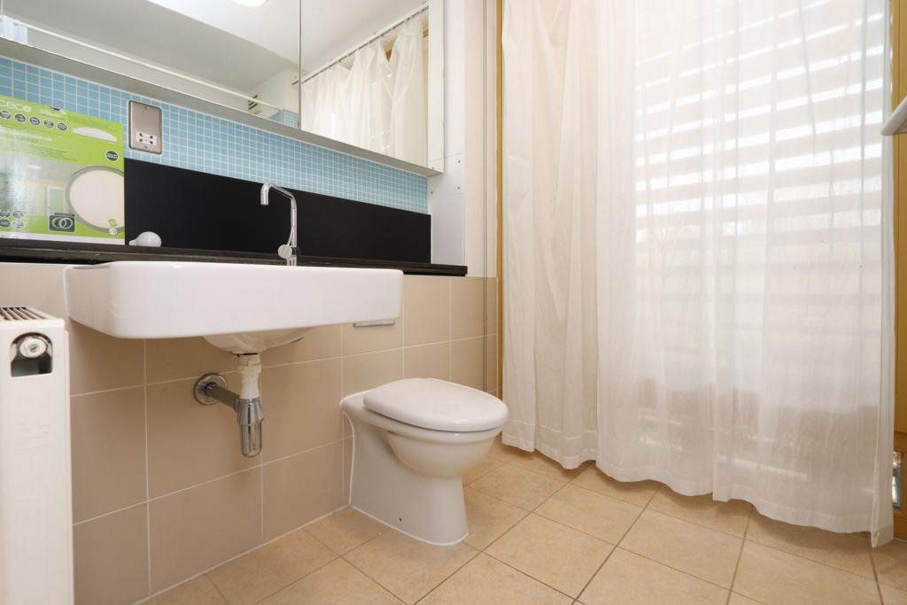 Double bedroom in a 4-bedroom flat, in Greenwich - student accommodation in London - img_12