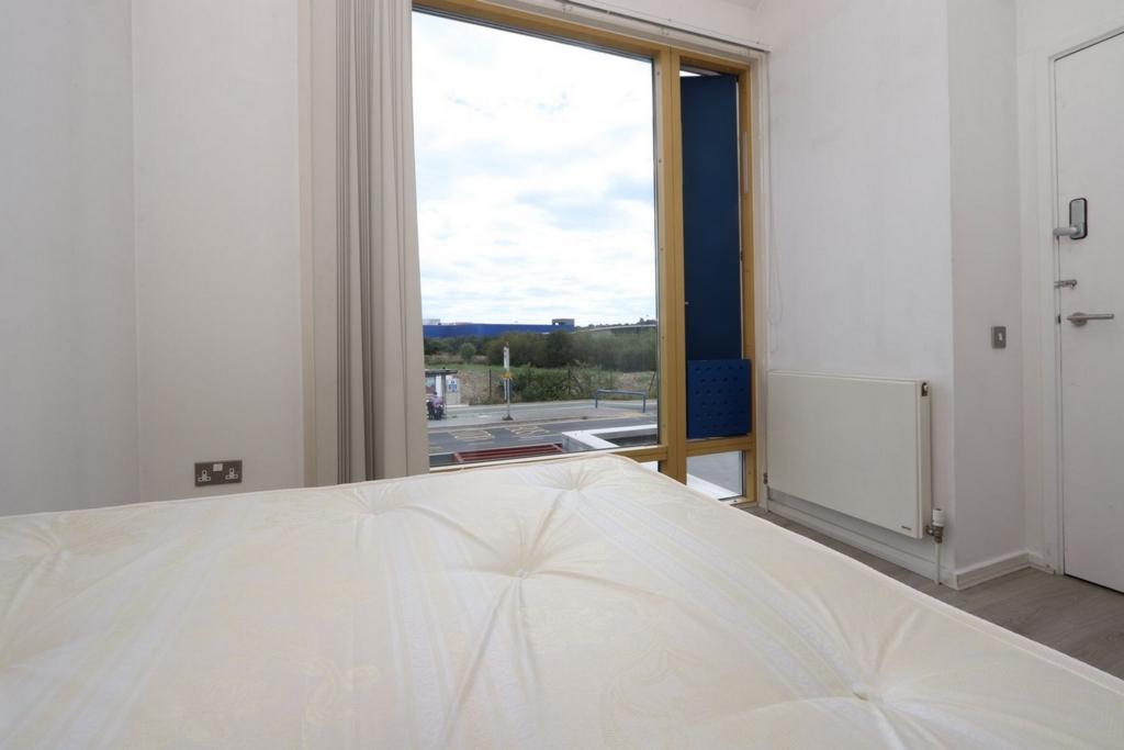 Double bedroom in a 4-bedroom flat, in Greenwich - student accommodation in London - img_3
