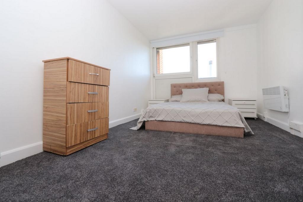 accommodation/uk/double-bedroom-in-holloway/bedroom-double-bedroom-room-1-13072023_617105_0.jpg