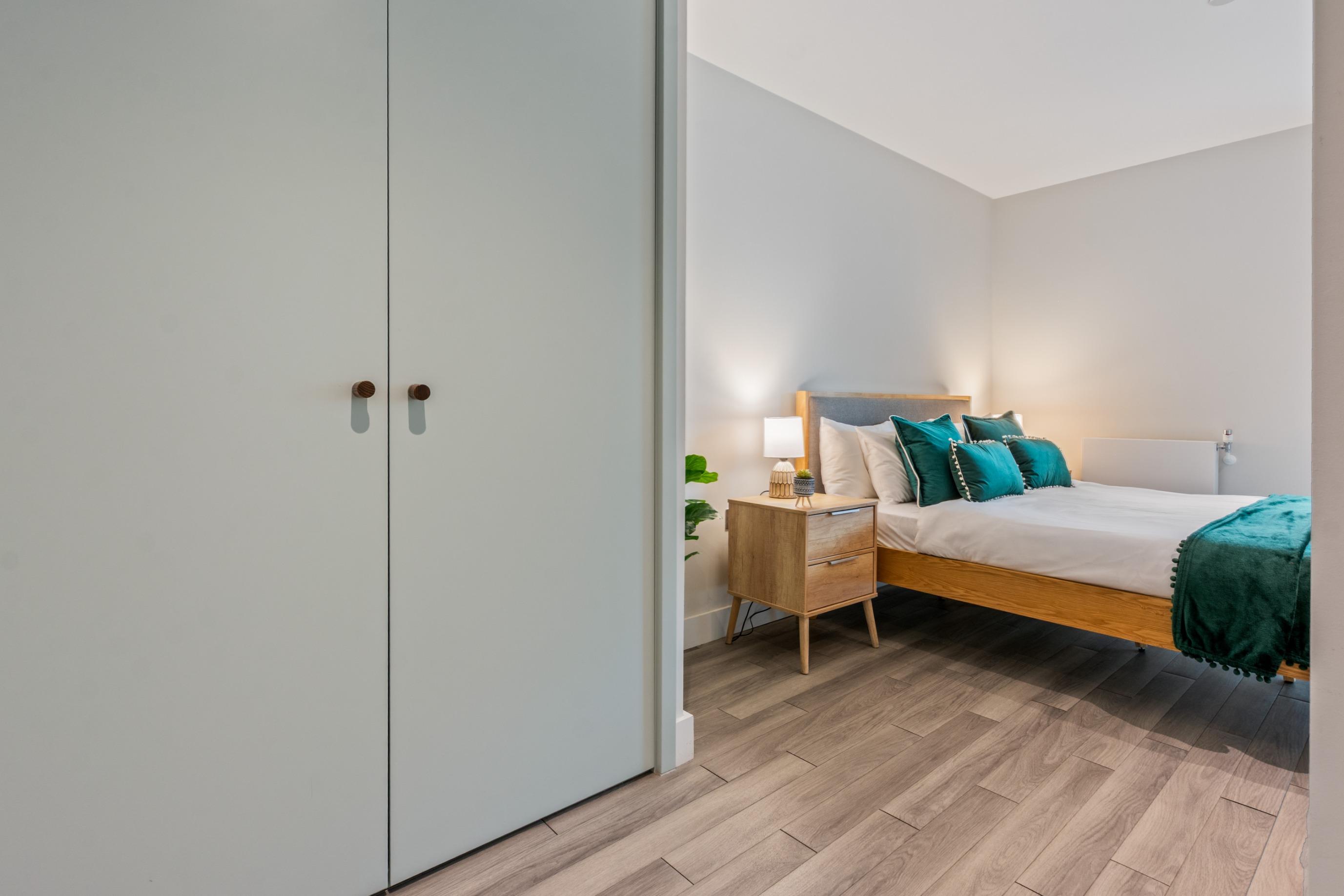 Modern 2 bedroom apartment in Wembley student accommodation in London - img_6