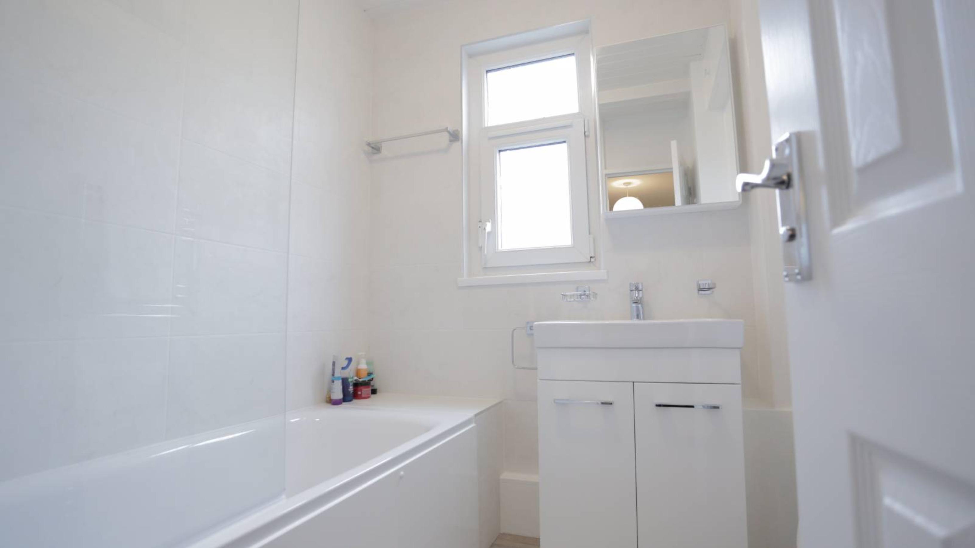 Neat double bedroom in Ratcliff - student accommodation in London - img_1