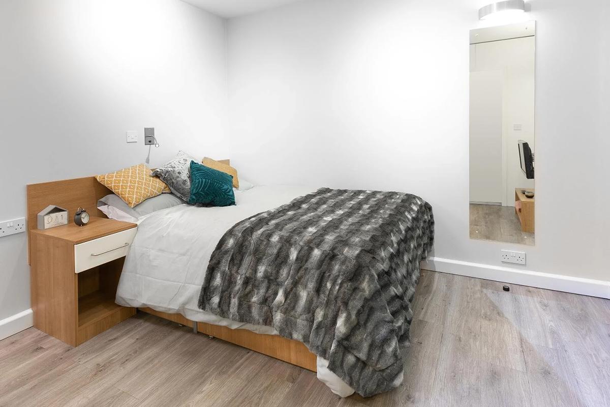 Silver Studio Upper Level - student accommodation in London - img_15