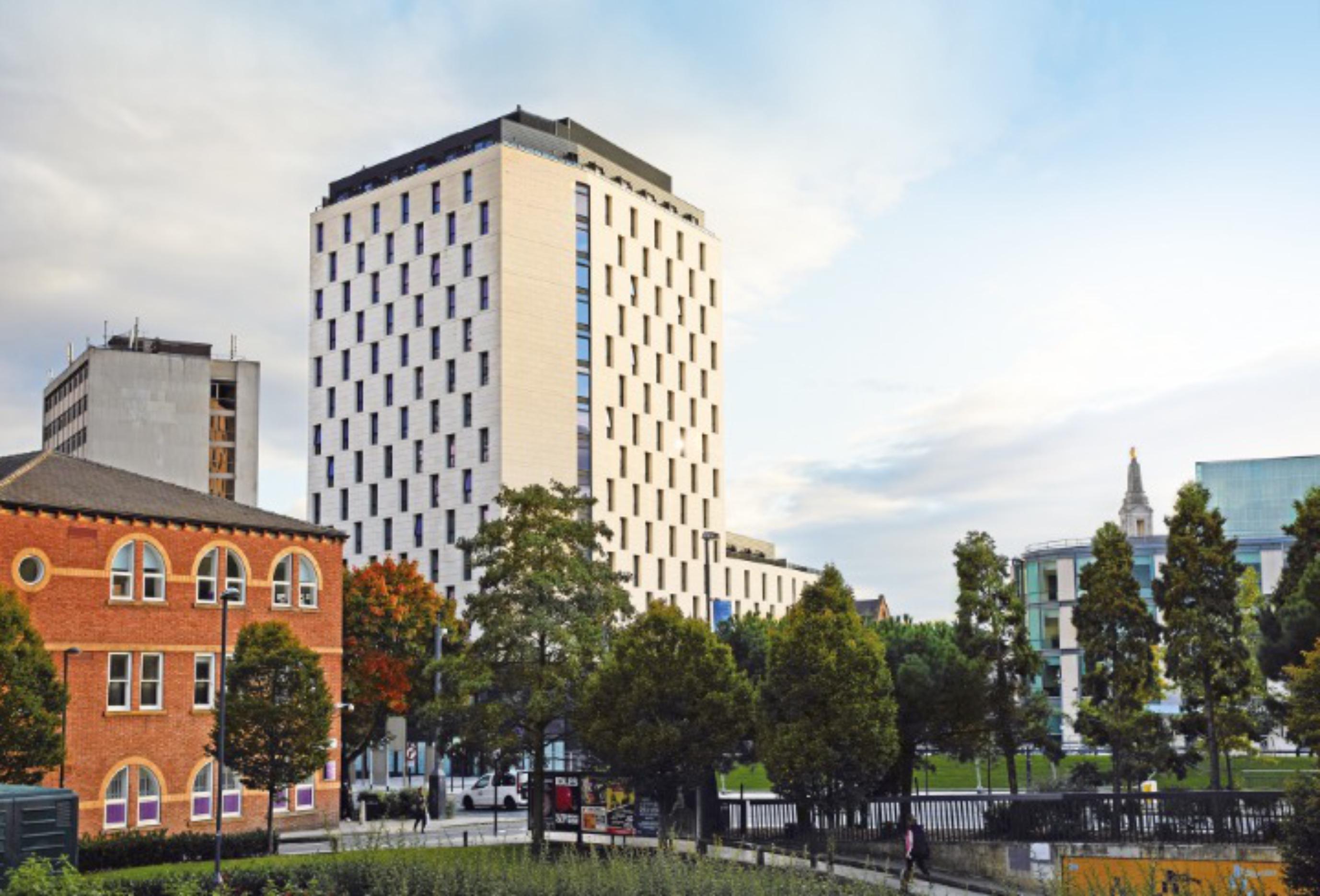 Welcoming studio next to Leeds Beckett University - student accommodation in Leeds - img_48