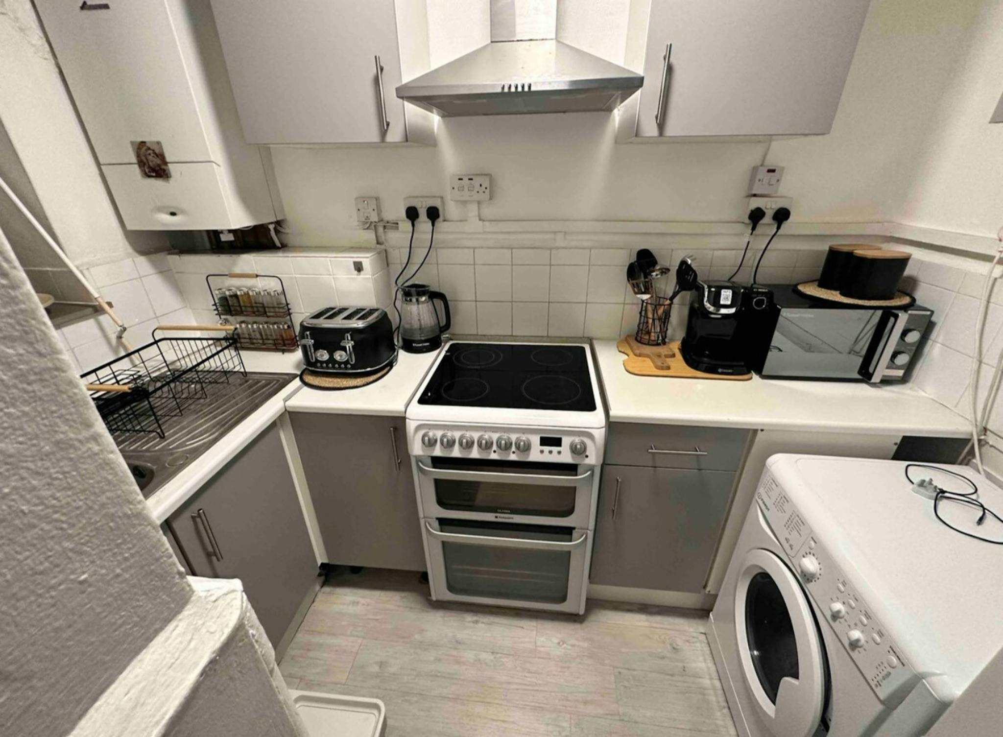 accommodation/united-kingdom/haddo-street,-london-1654692/image_1654692_5.jpg
