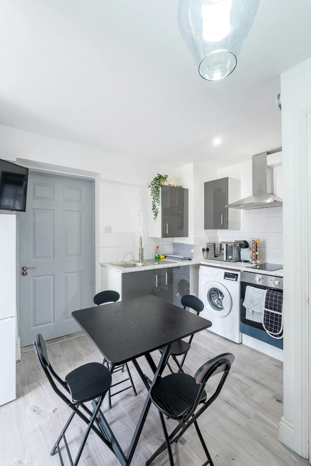 Oakington Manor Drive, Wembley - student accommodation in London - img_3