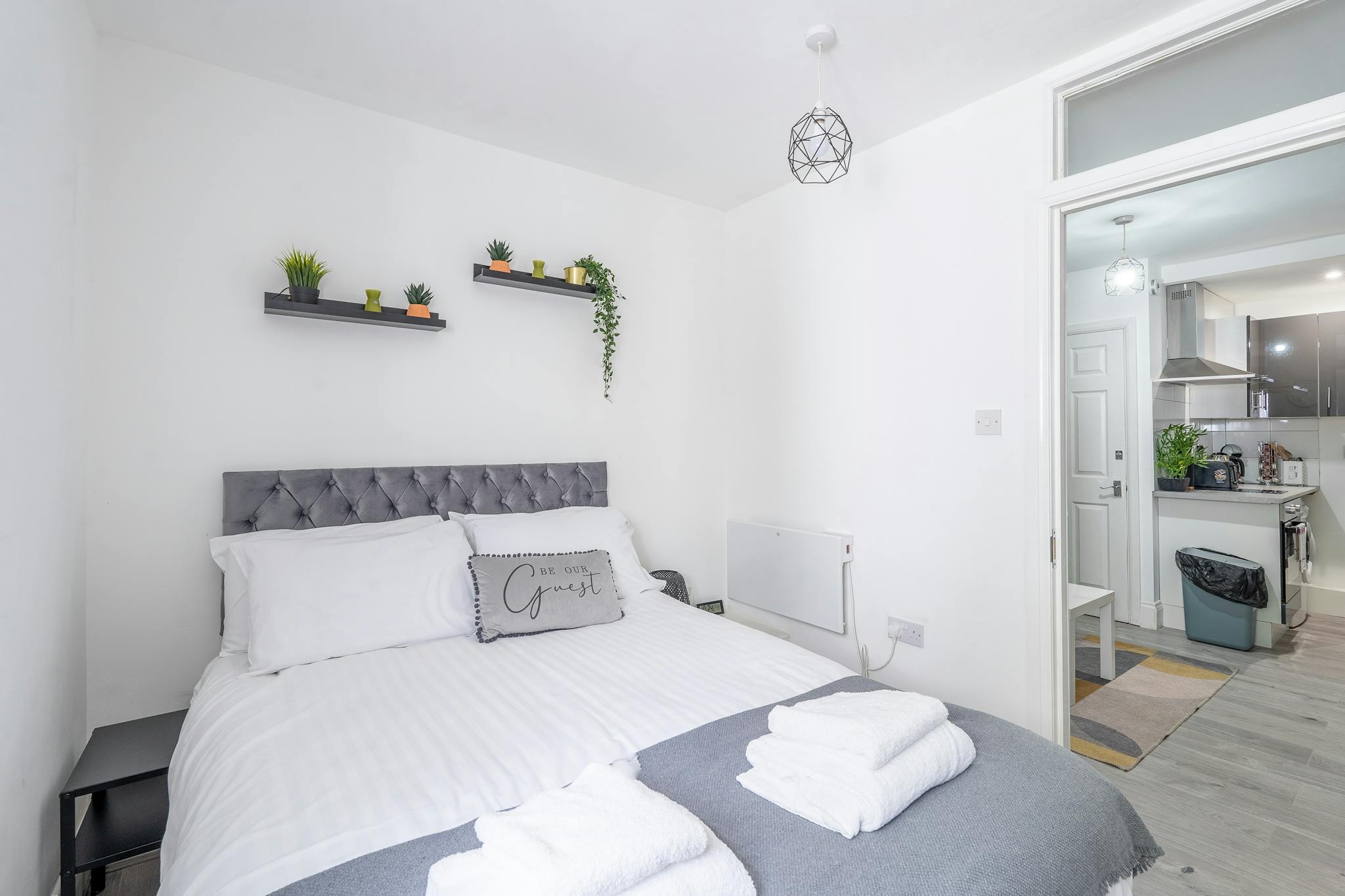 Oakington Manor Drive, Wembley - student accommodation in London - img_4