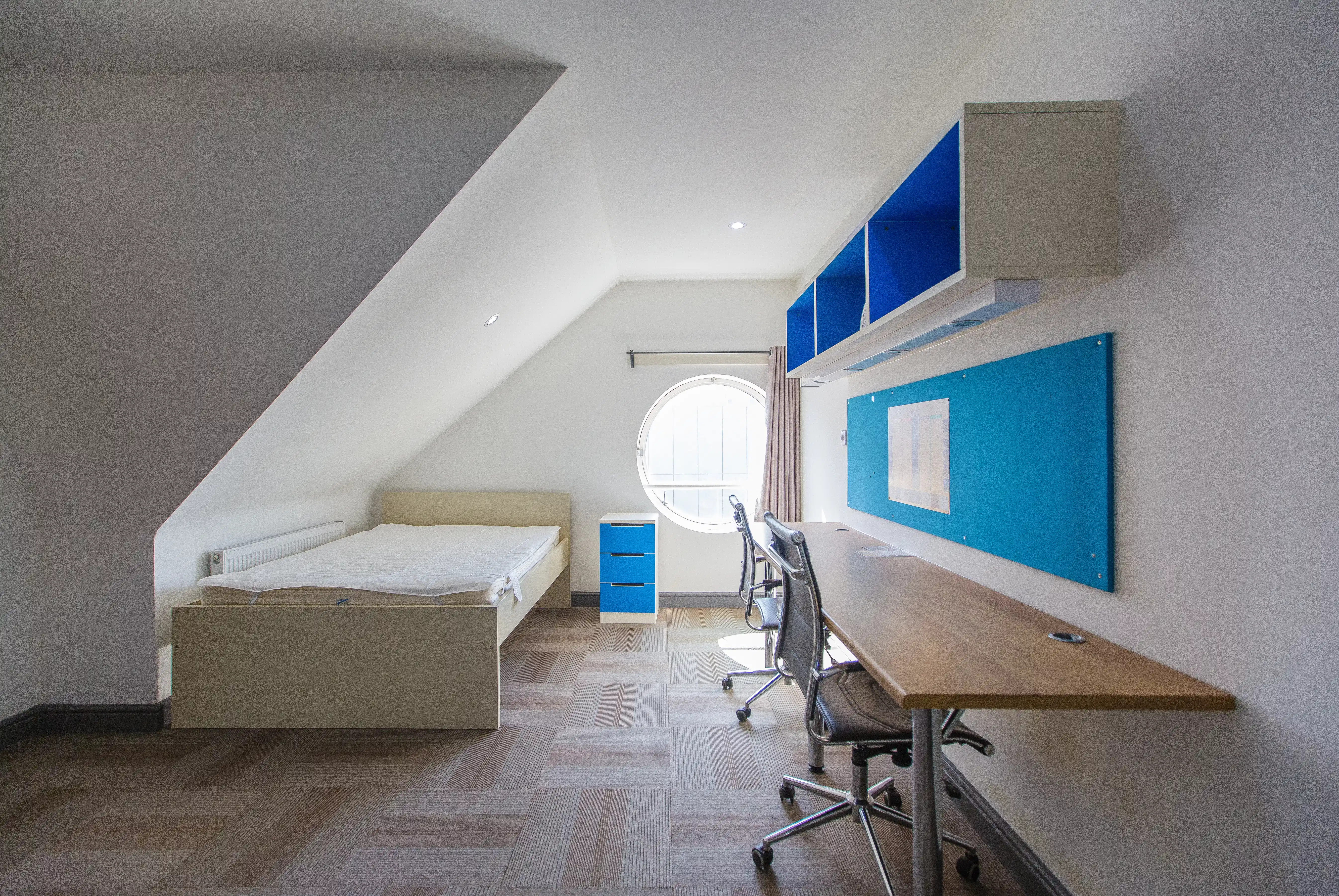  Great Location... Last Rooms Available!!! student accommodation in Coventry - img_16