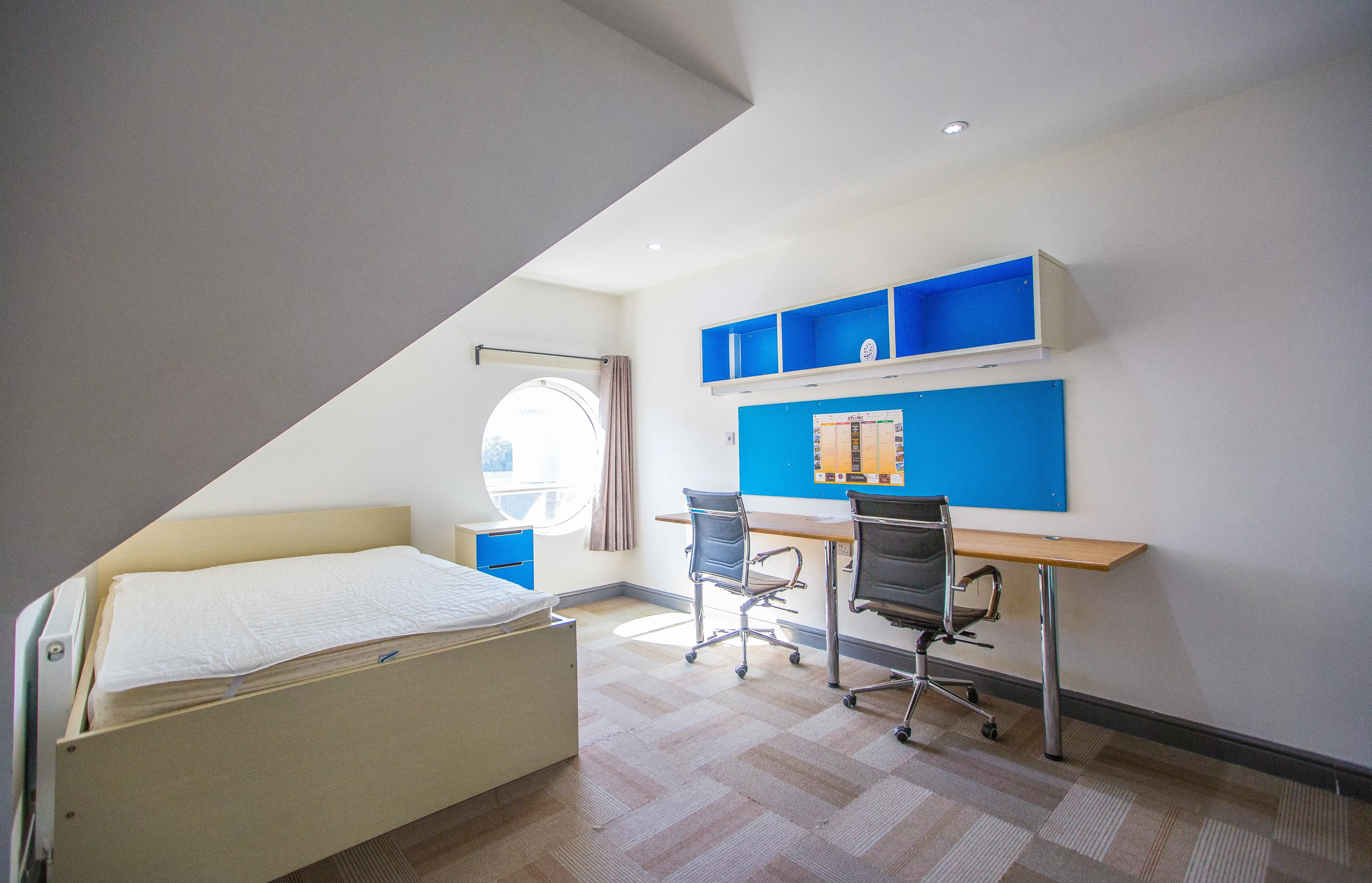  Great Location... Last Rooms Available!!! student accommodation in Coventry - img_17