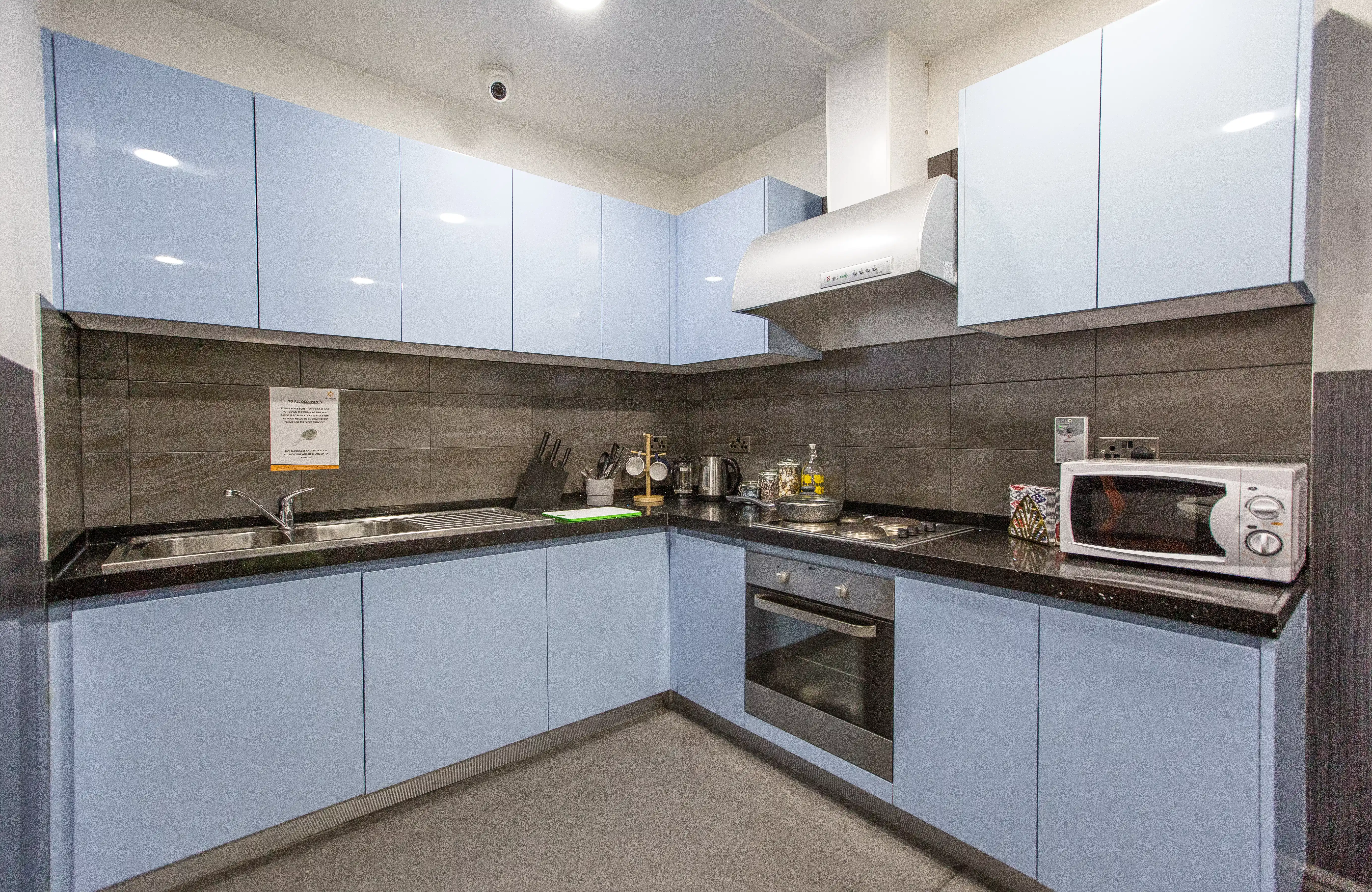  Great Location... Last Rooms Available!!! student accommodation in Coventry - img_34
