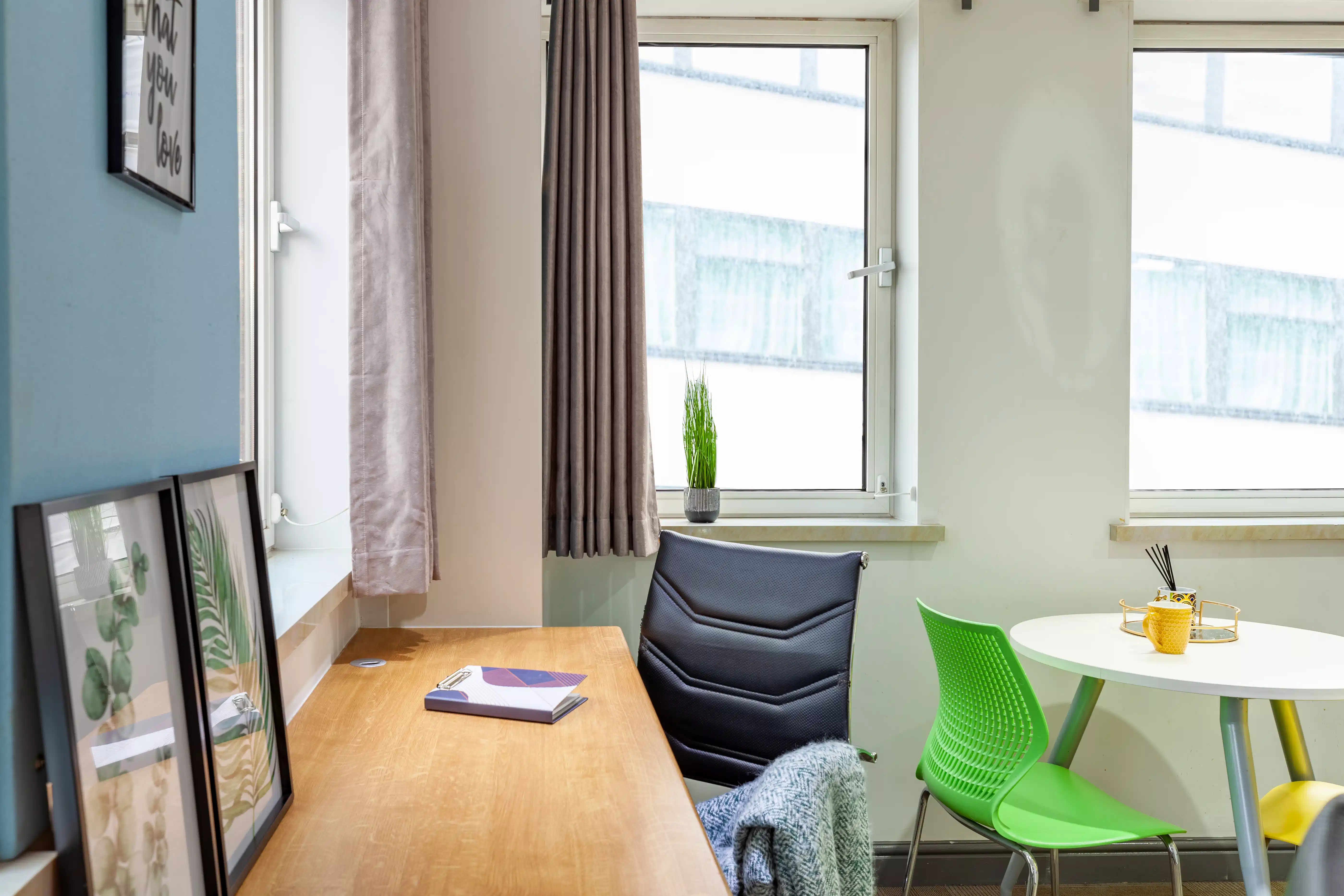  Great Location... Last Rooms Available!!! student accommodation in Coventry - img_47