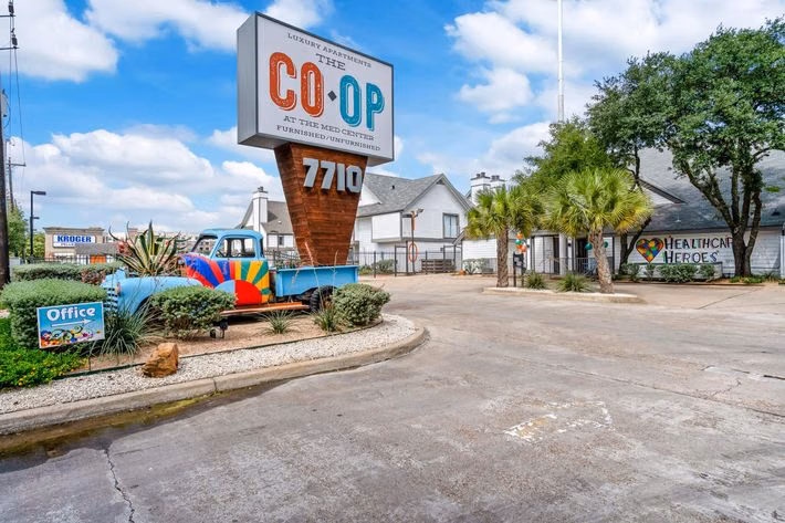 The CoOp at The Med Center Apartments - student accommodation in Houston - img_4