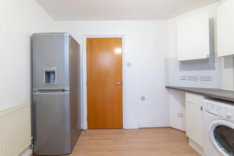 V Blackwall - Large Double With Balcony - student accommodation in Blackwall - img_6