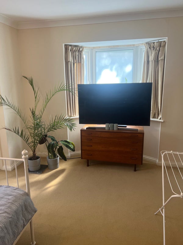 Very Large Double En Suite - Right next to tube - student accommodation in Woodside Park - img_1