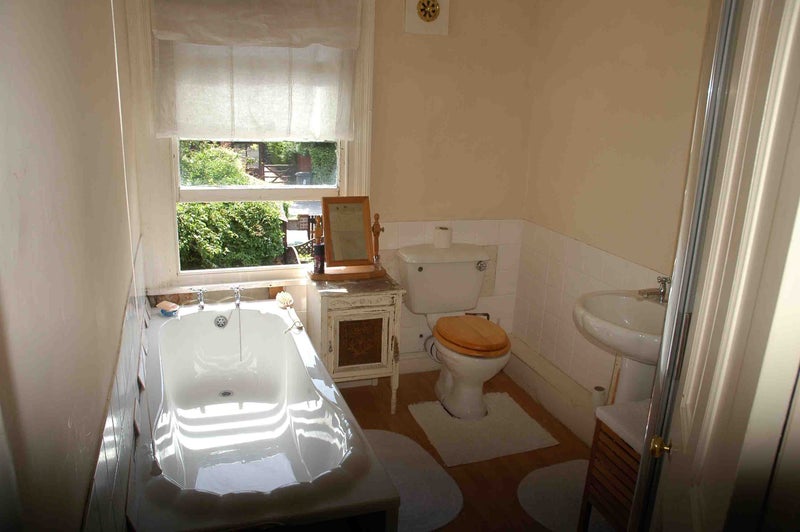 Victorian Terrace single room nr Leeds & York - student accommodation in Wetherby - img_4
