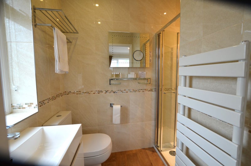 Walk to Cheltenham Hospital, Town Centre & Parks - student accommodation in Cheltenham - img_4