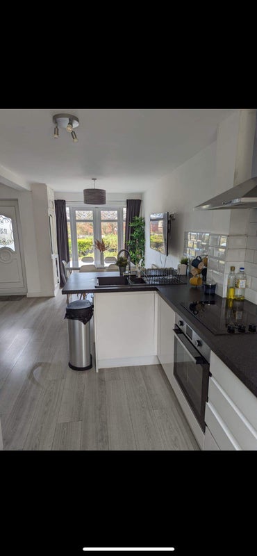 We are looking for a professional to rent a room. - student accommodation in Liverpool - img_4
