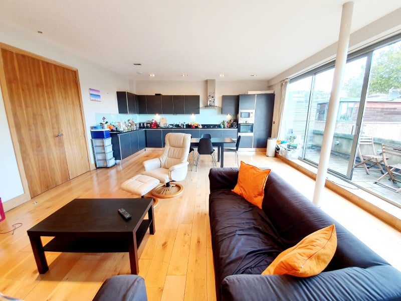 Whole 3 bedroom property in Camden - student accommodation in Camden - img_7