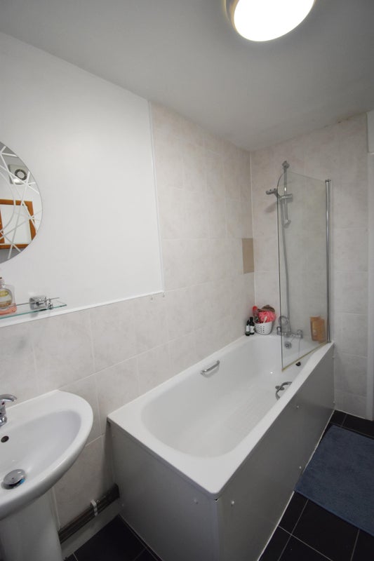 17 minutes from London Bridge student accommodation in Chislehurst - img_4