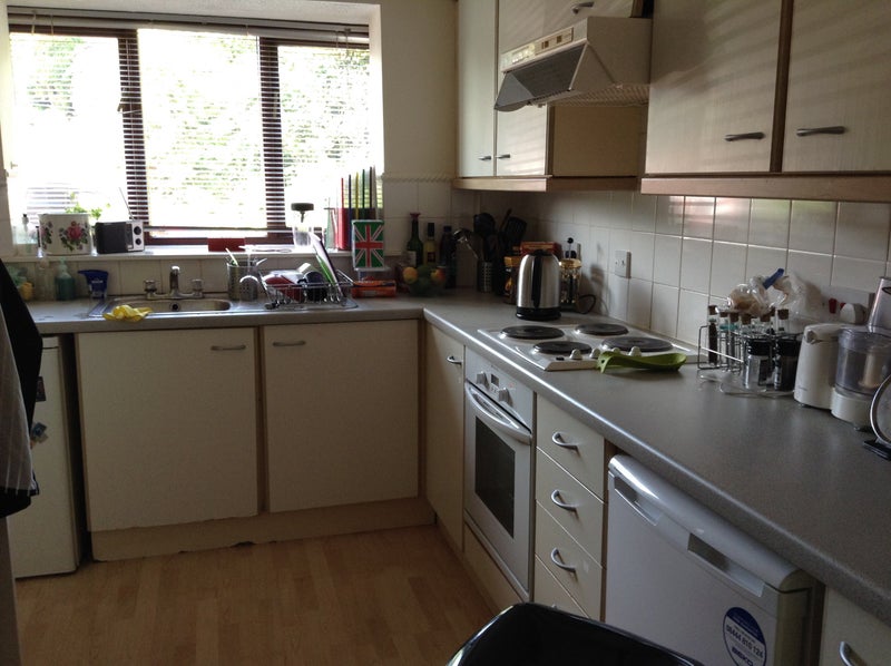 Xl Double Room With Balcony Close To Town Centre - student accommodation in Buckingham - img_1