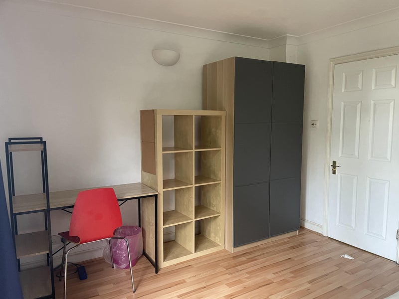 Xl Double Room With Balcony Close To Town Centre - student accommodation in Buckingham - img_5