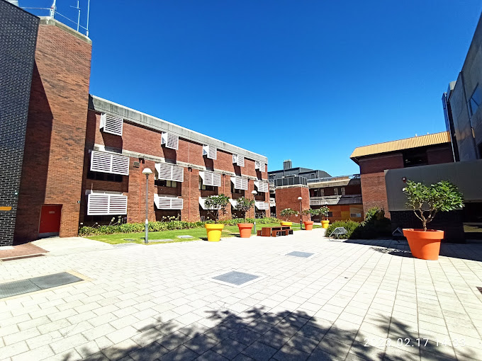 Curtin University - Australia Curtin University - Australia