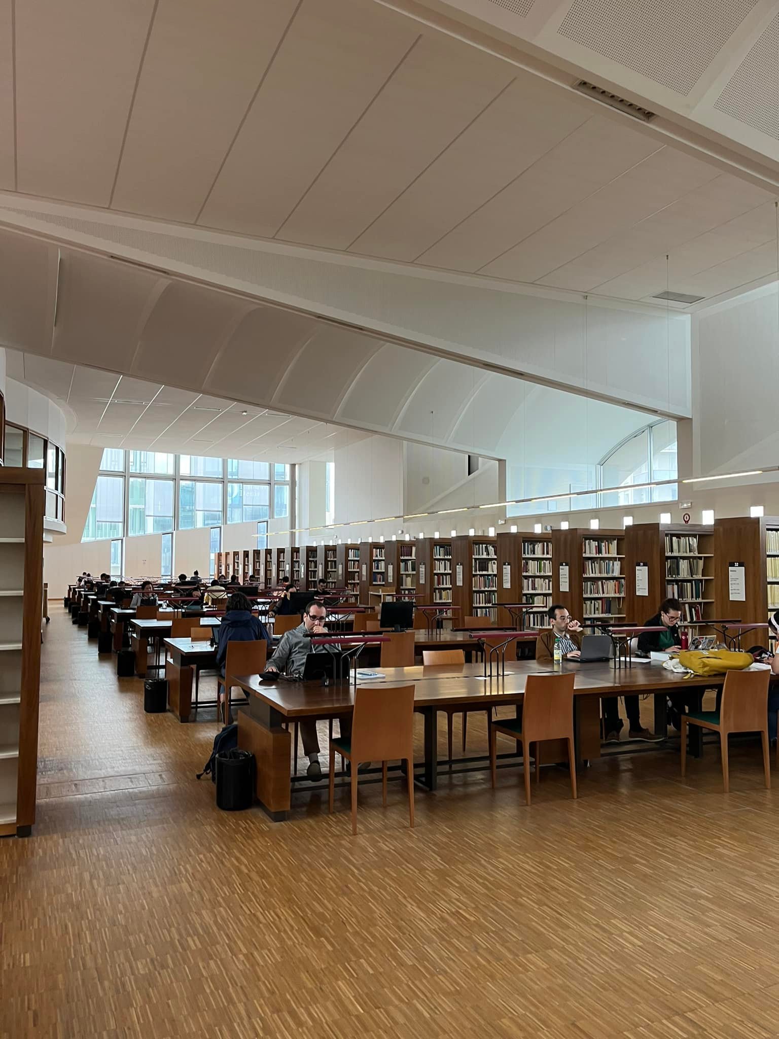 École Normale Supérieure de Lyon École Normale Supérieure de Lyon