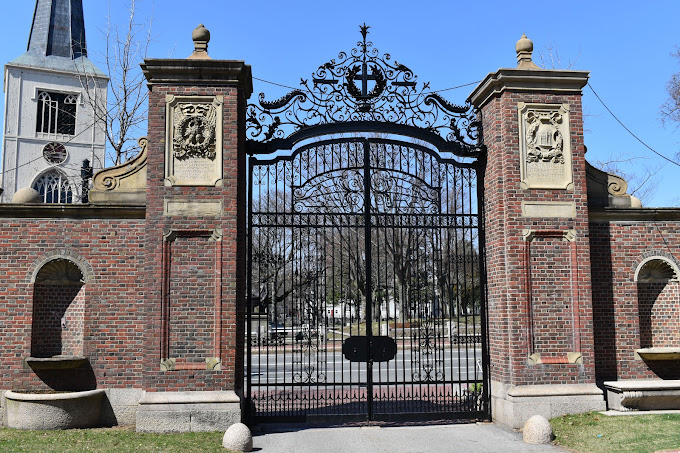 Harvard University Harvard University