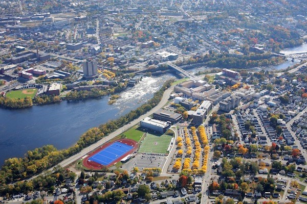 University of Massachusetts Lowell University of Massachusetts Lowell