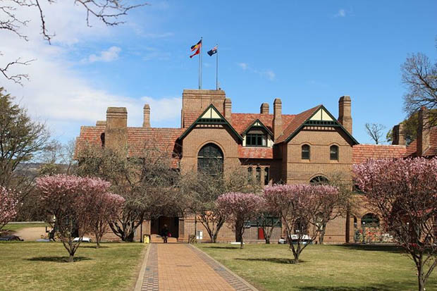 University of New England University of New England
